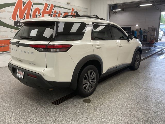 2024 Nissan Pathfinder Utility 4D SV 4WD - Image 7