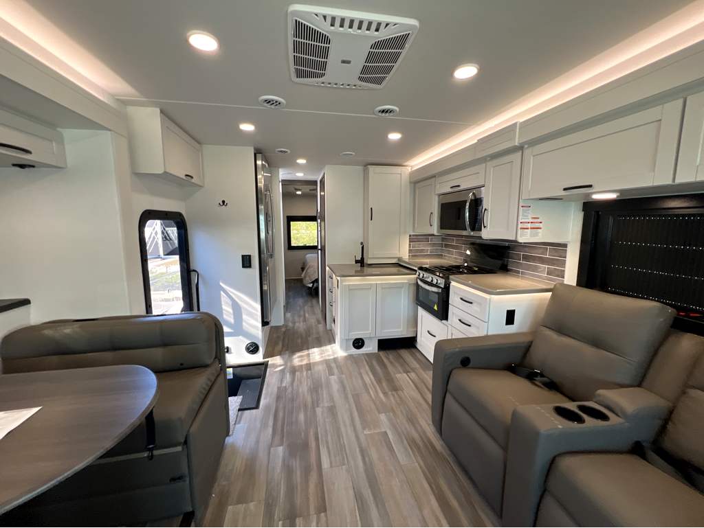 2026 ENTEGRA COACH VISION XL 31UL - Image 6
