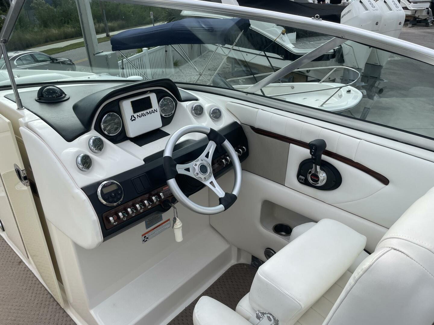 2008 Sea Ray 270 SLX - Image 12