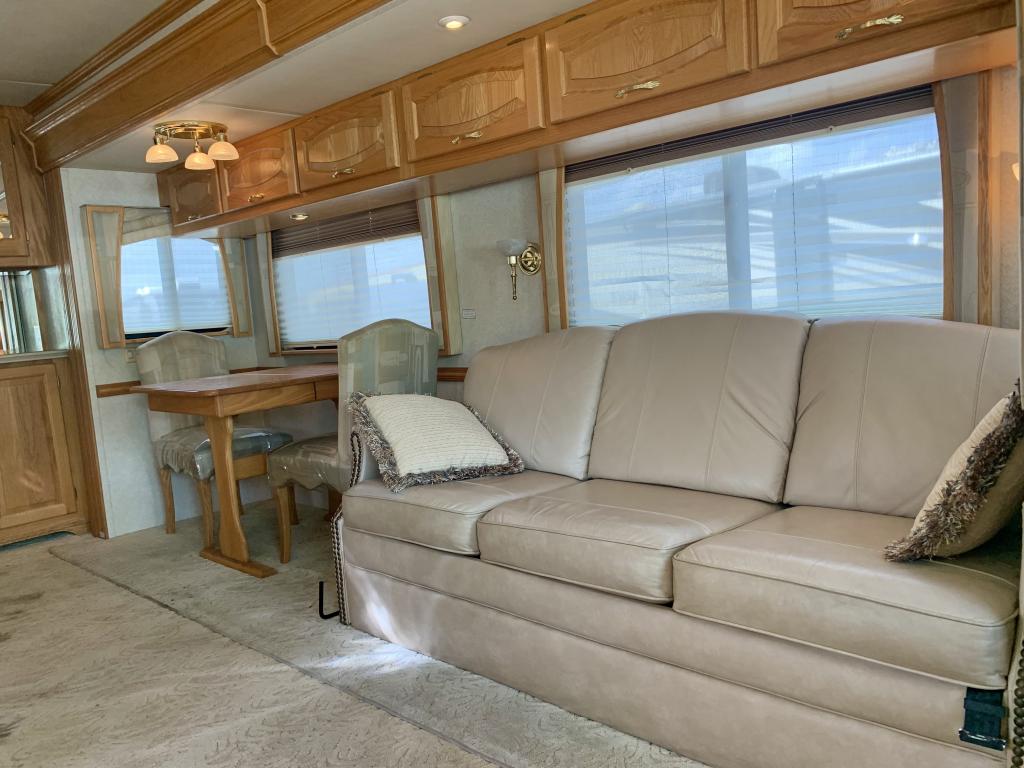 2005 MOUNTAIN AIRE 3778-WORKHORSE - Image 19
