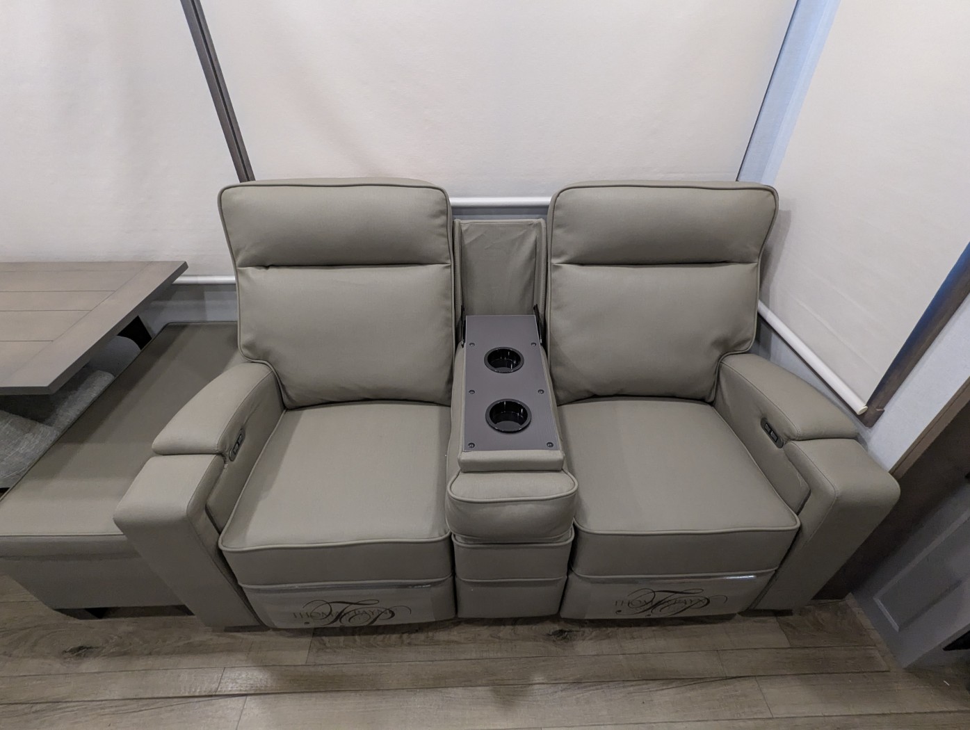 2026 Alliance RV Paradigm 340RL - Image 29