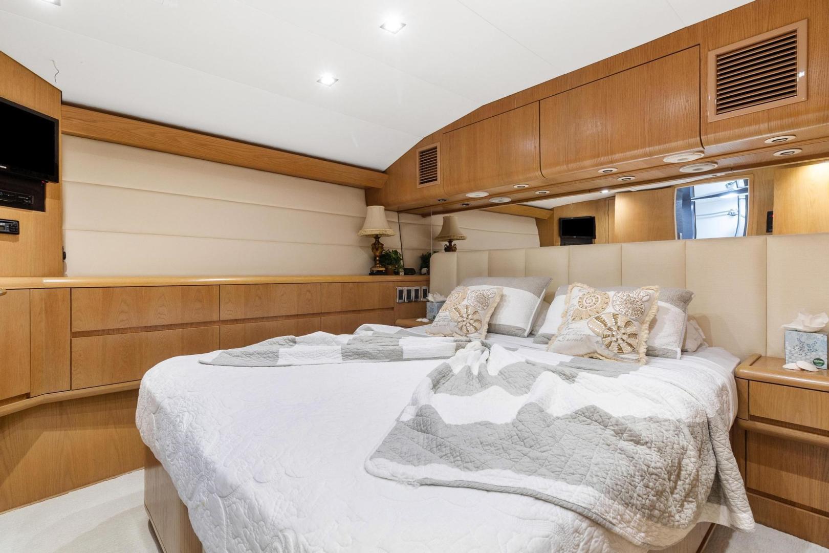 1998 Hatteras 82 Convertible - Image 50