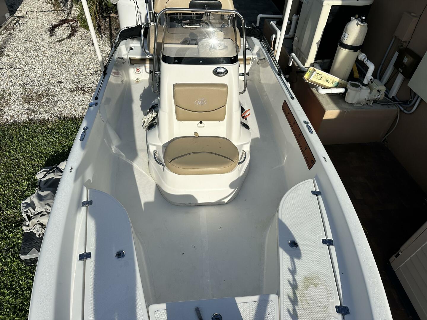 2020 NauticStar 2140 Sport Shallow Bay - Image 9