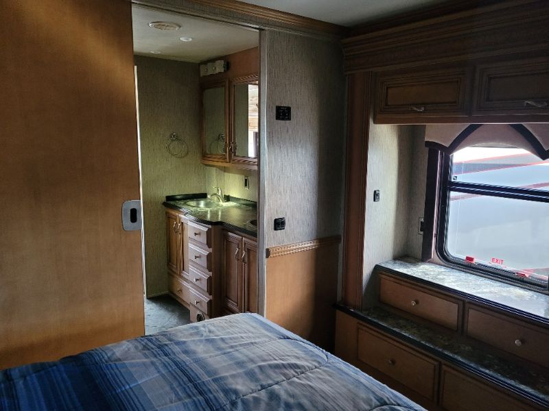2015 Newmar Ventana LE 3849 - Image 21
