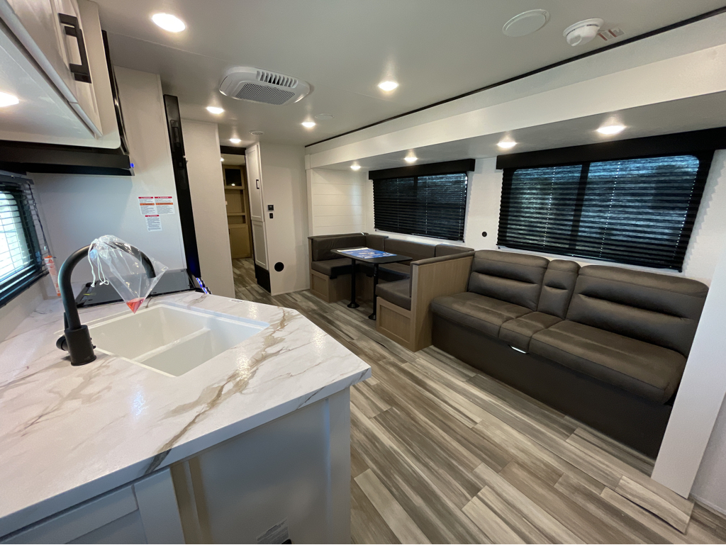 2026 Jayco Jay Flight SLX 321BDS - Image 6