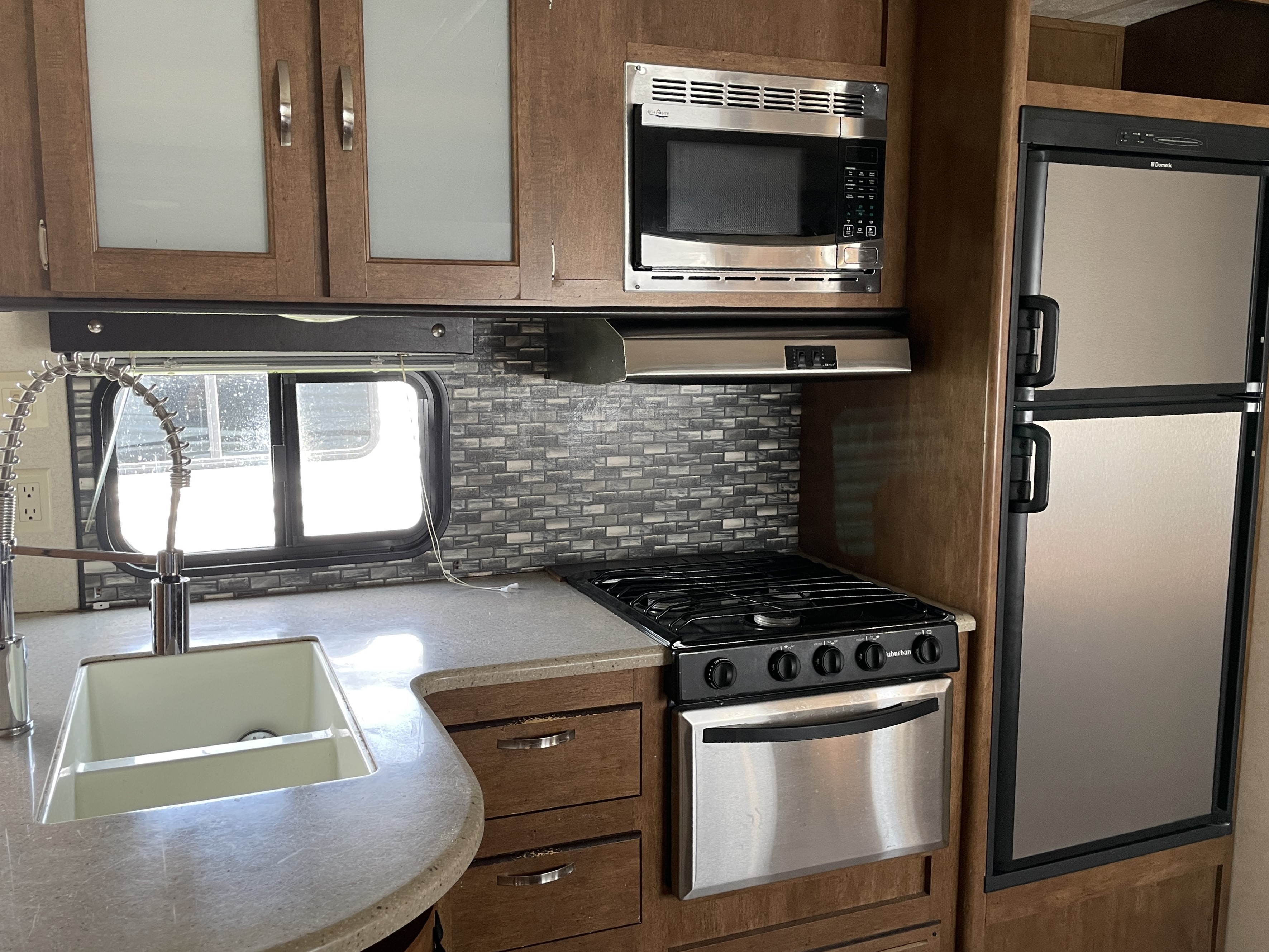 2017 Forest River Wildwood 28CKDS - Image 11