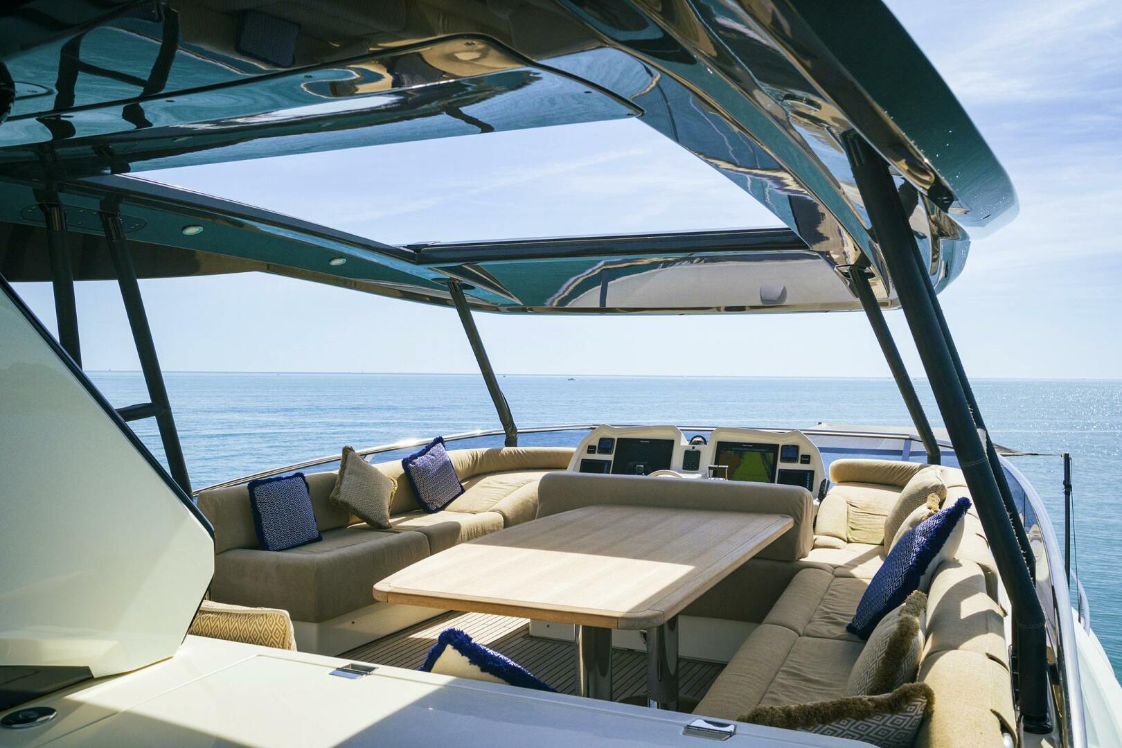 2016 Monte Carlo Yachts Custom - Image 10