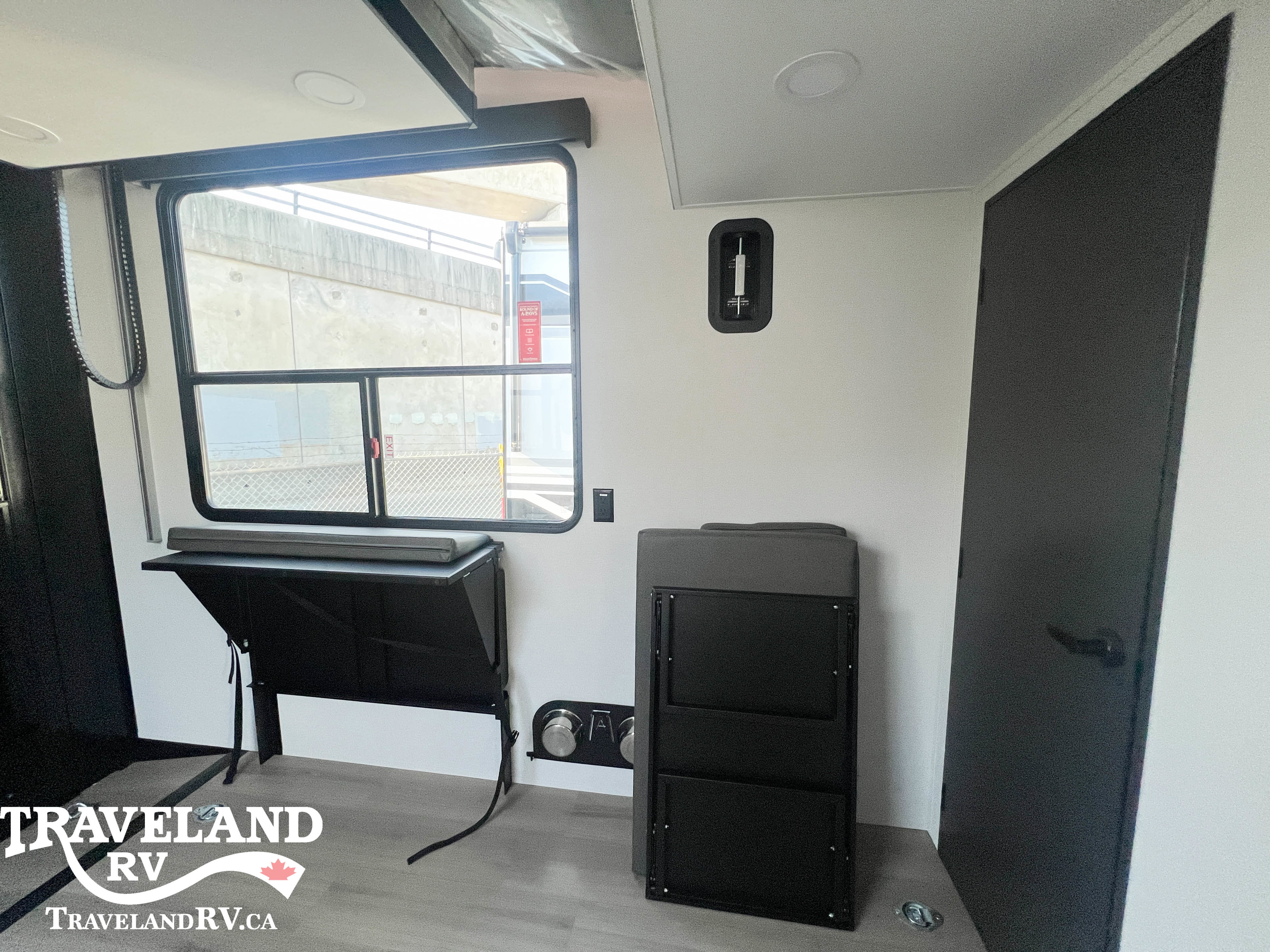 2026 Grand Design Momentum G-Class 320G - Image 26