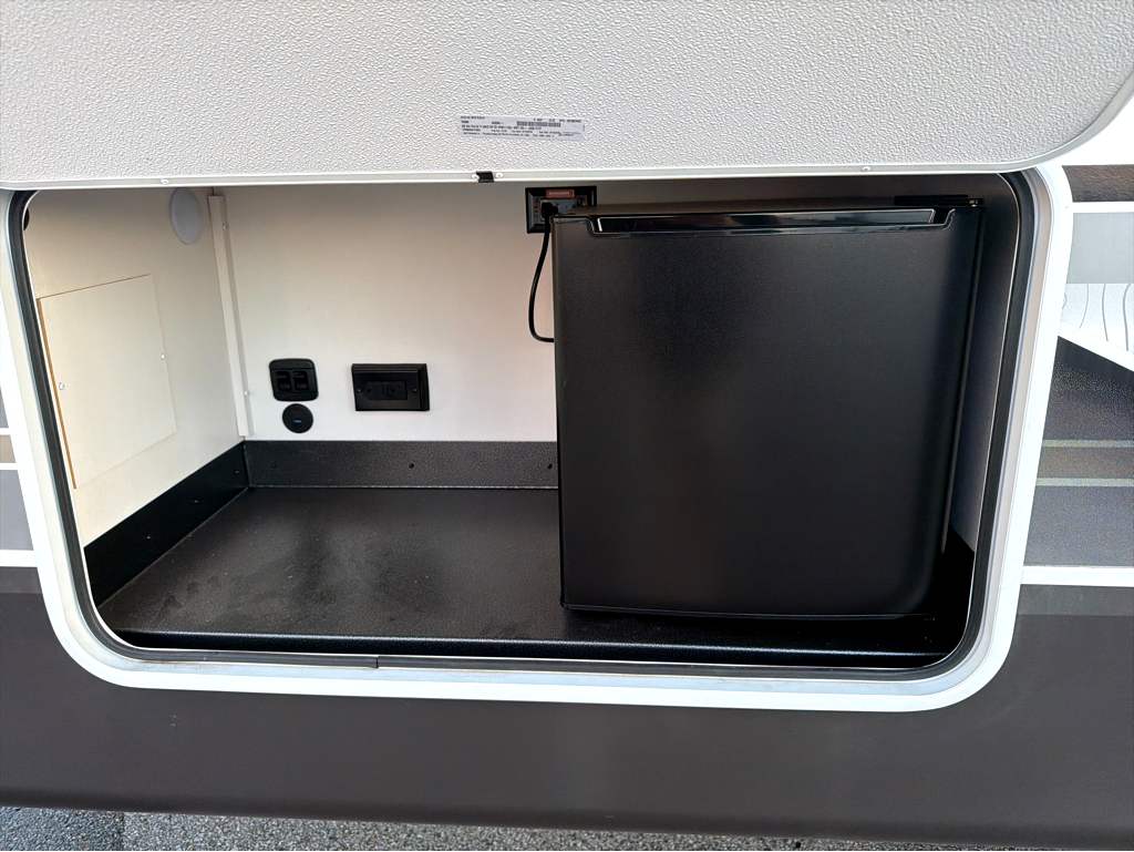 2027 JAYCO EAGLE 265FKDS - Image 15