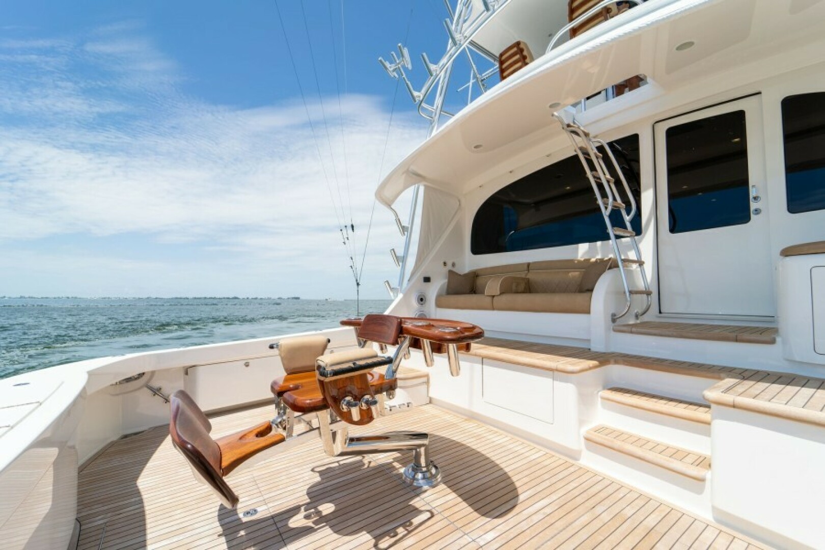 2018 Viking 72 Convertible - Image 25