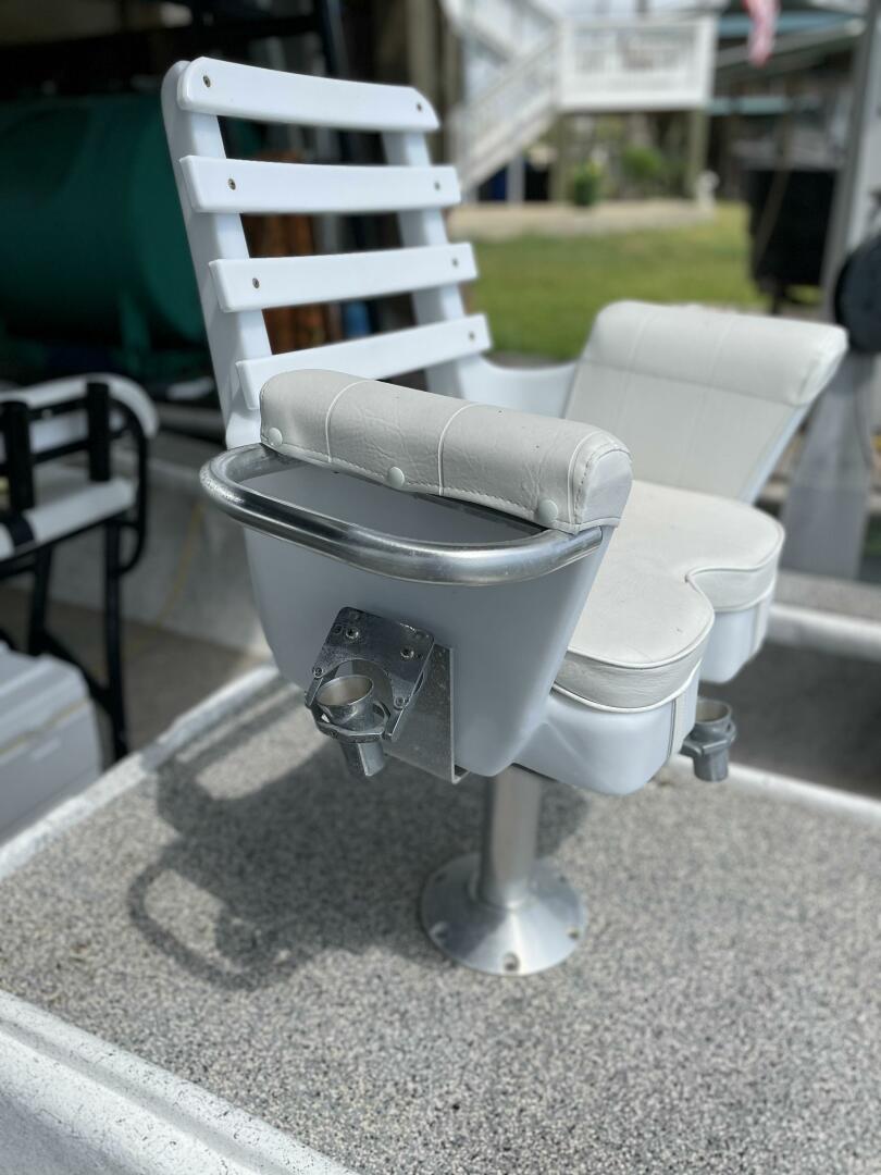1997 Custom 31 Center Console - Image 32