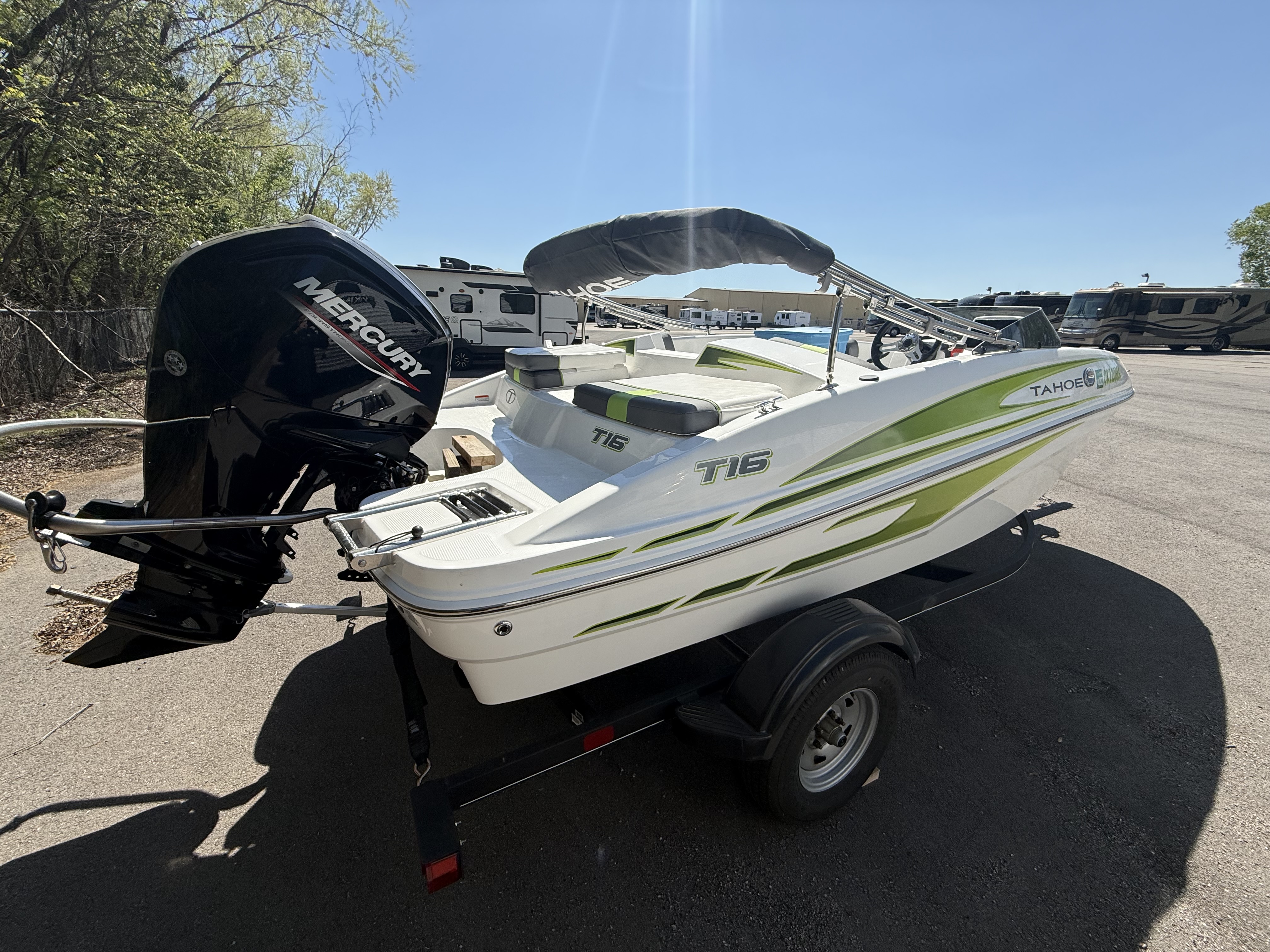 2024 TRACKER 2024 T16 - Image 3