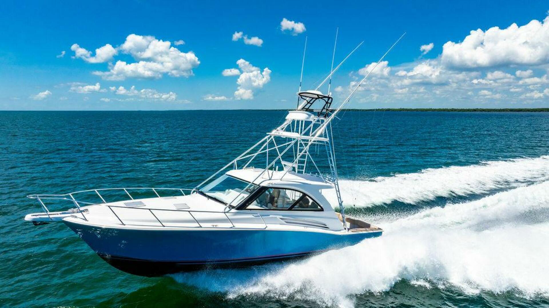 2023 Hatteras GT45X - Image 2