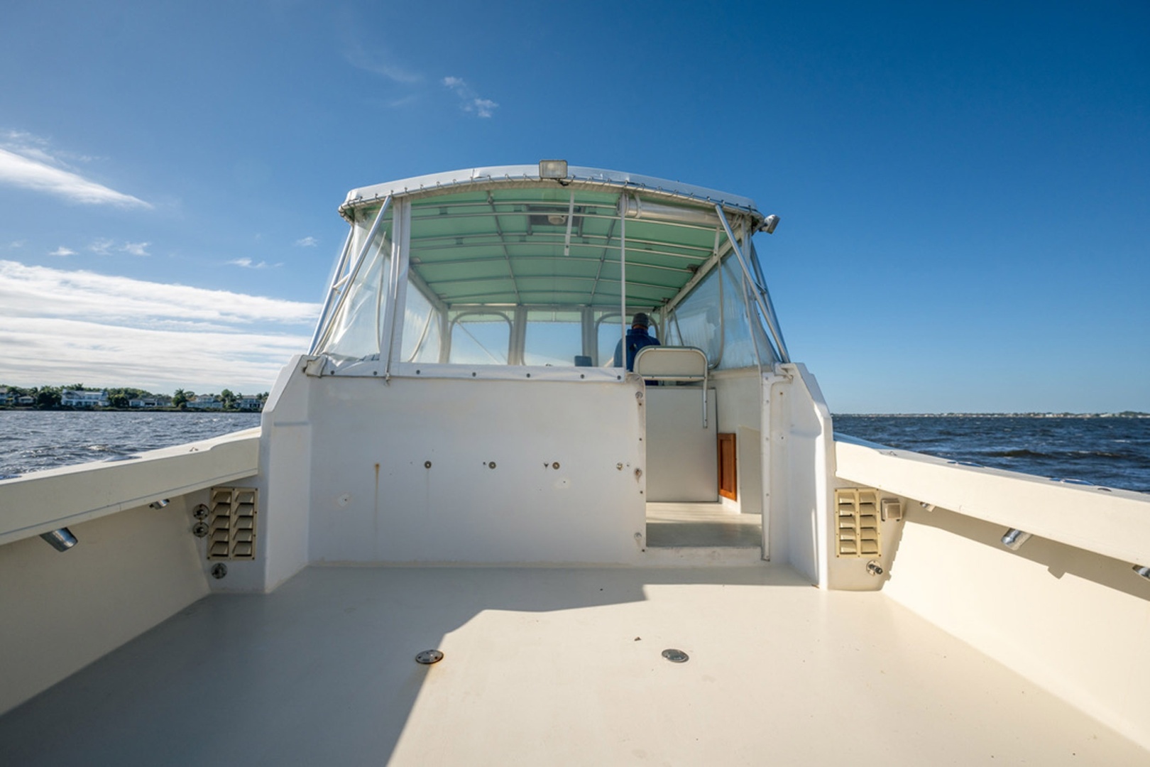 2005 Custom Michael Fitz 34' Pilothouse - Image 4