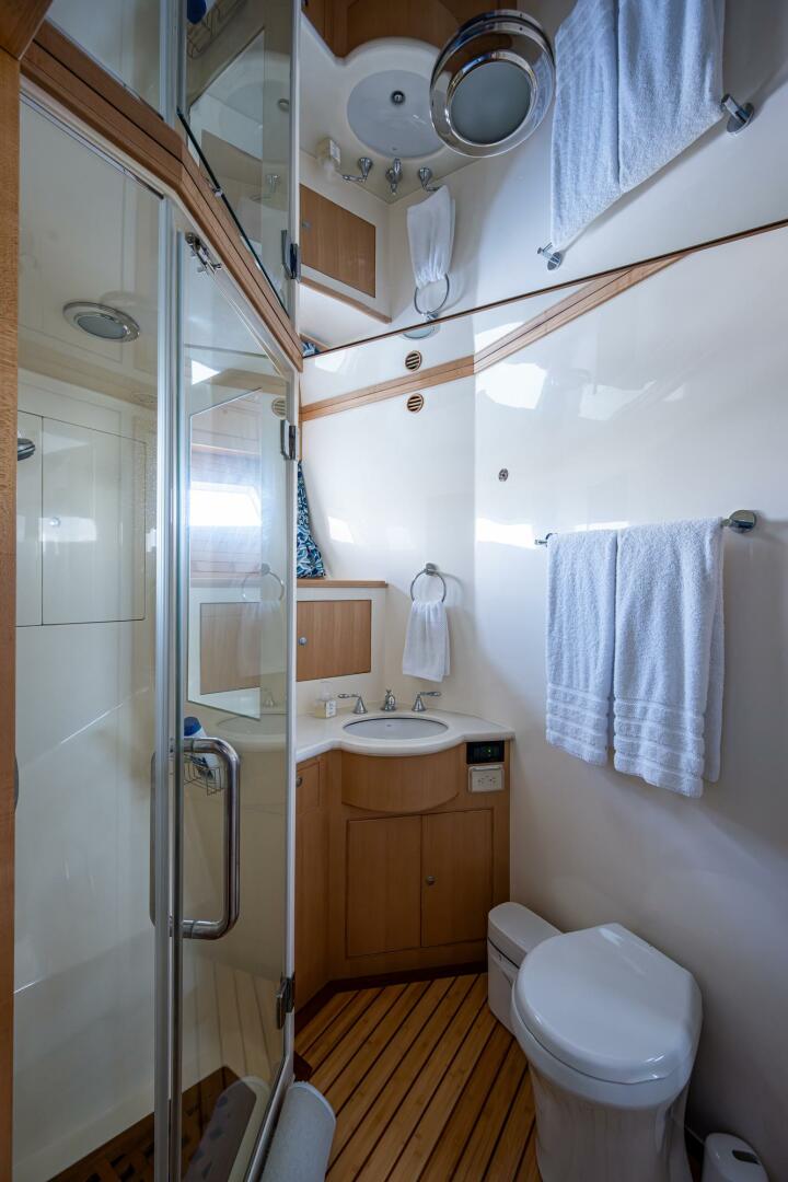 2013 Marlow Explorer Enclosed Bridge (CB) - Image 78