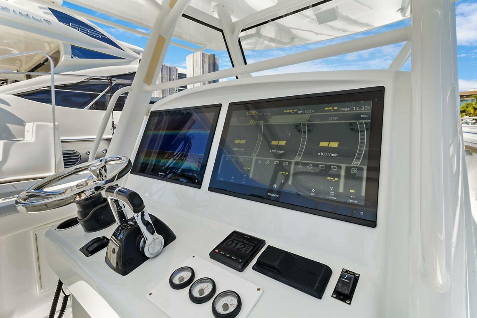 2020 Yellowfin Center Console - Image 3