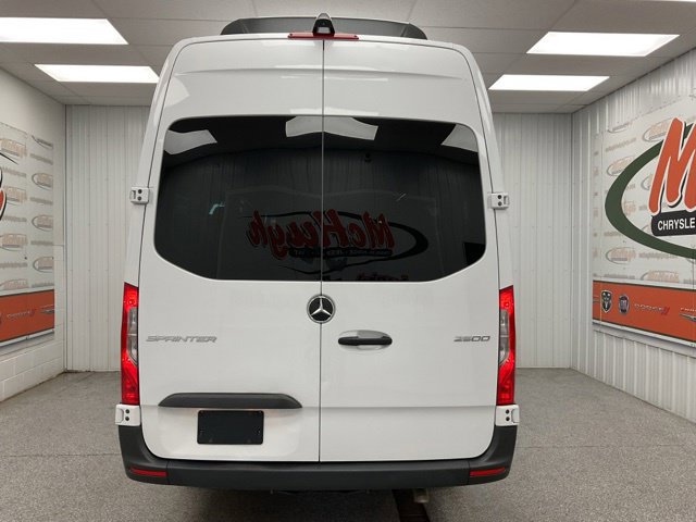 2025 Mercedes-Benz Sprinter Passenger Van Passenger 170 WB - Image 8