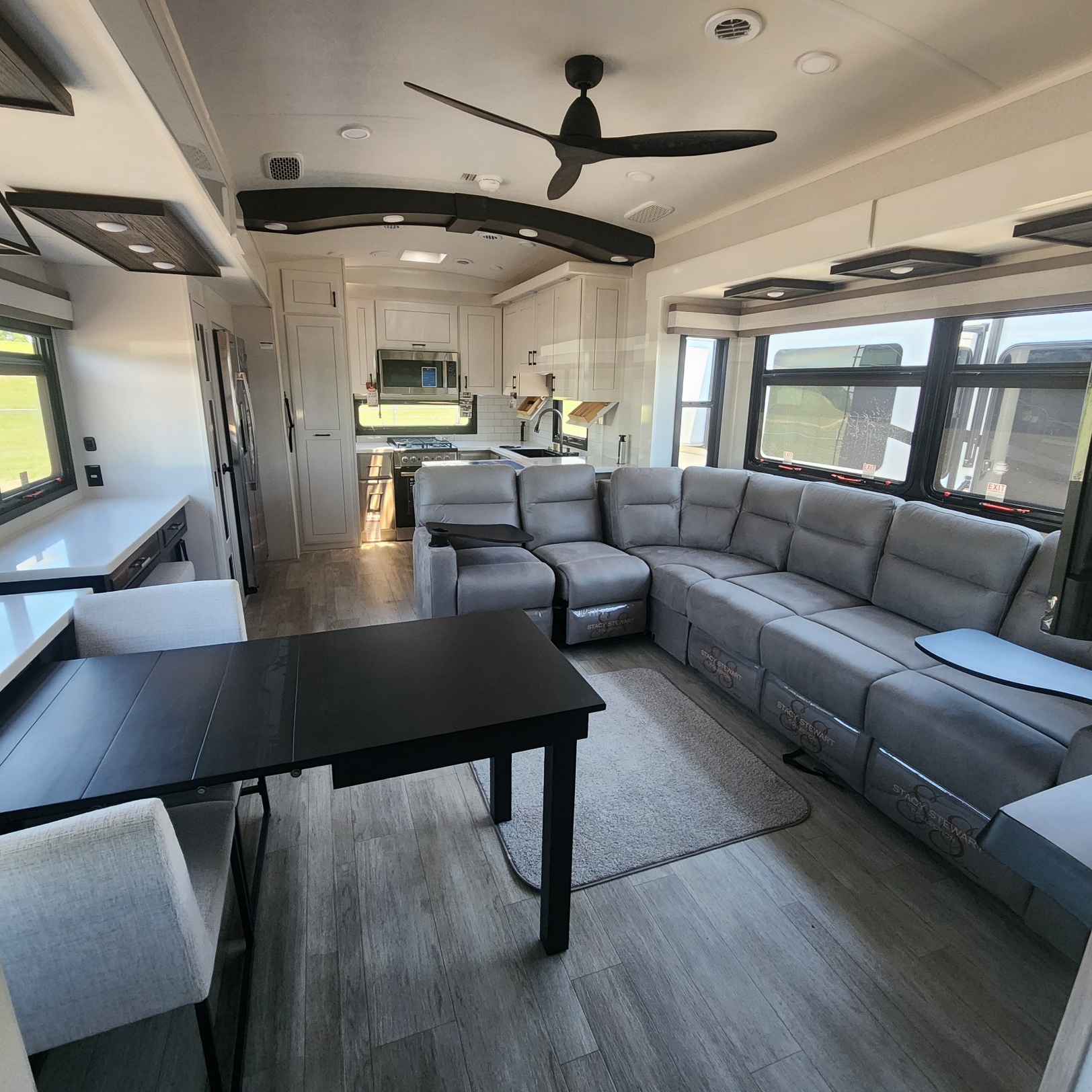2026 JAYCO PINNACLE 38FBRK - Image 22