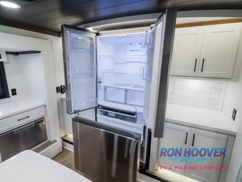 2024 FOREST RIVER 421FK - Image 11