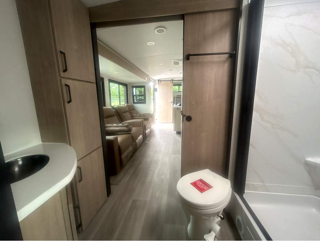 2026 GRAND DESIGN IMAGINE 3210BH - Image 34