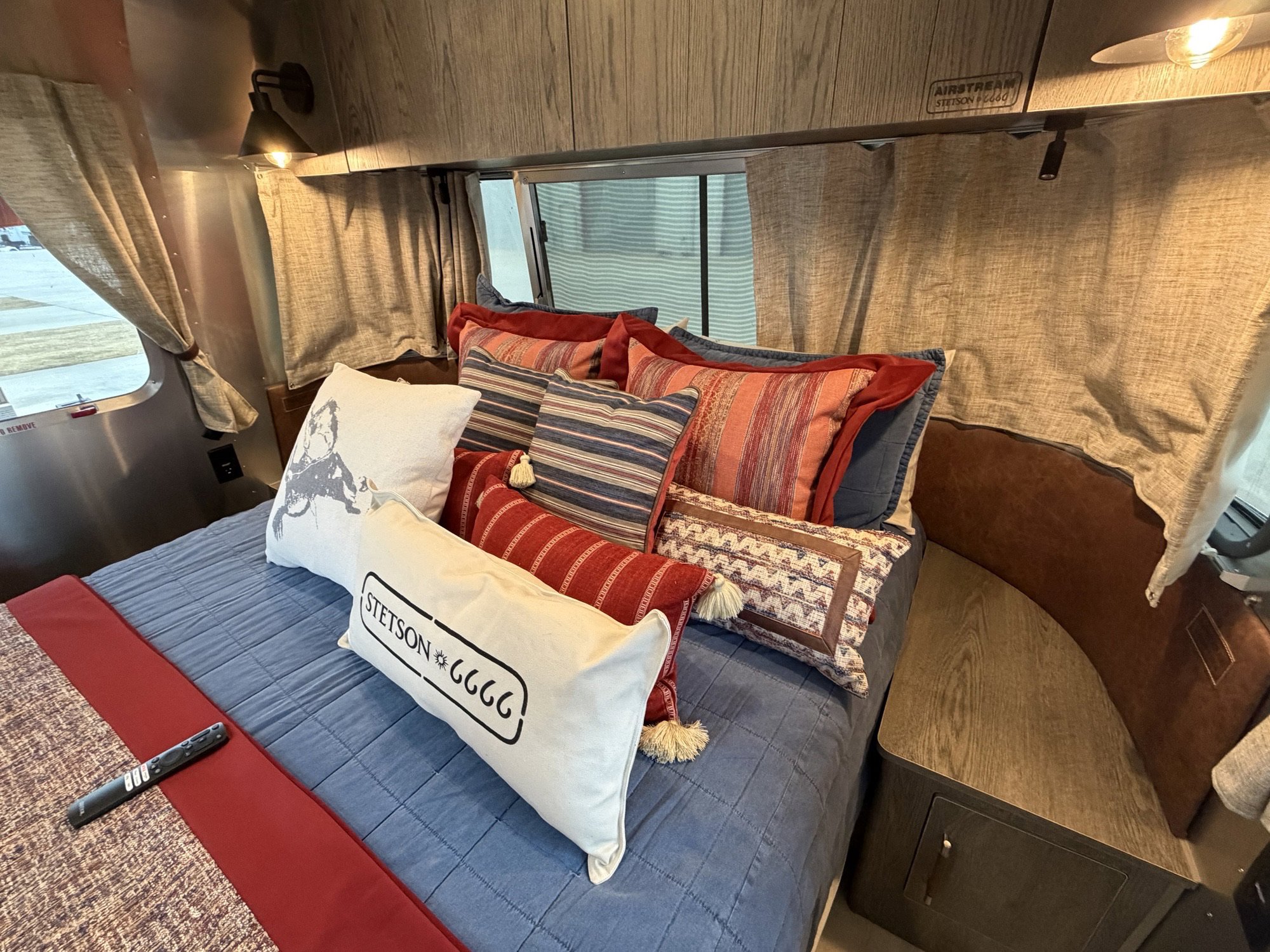2026 AIRSTREAM STETSON + 6666 27FBQ - Image 24