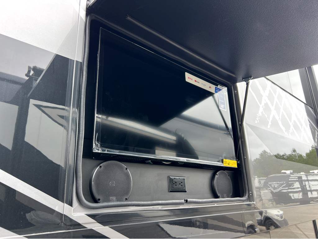 2026 ENTEGRA COACH ACCOLADE 37M - Image 5