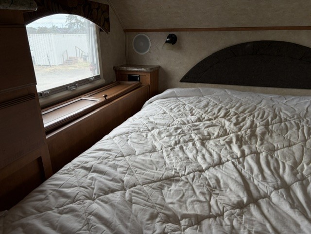 2014 Palomino Maverick 2902 - Image 11