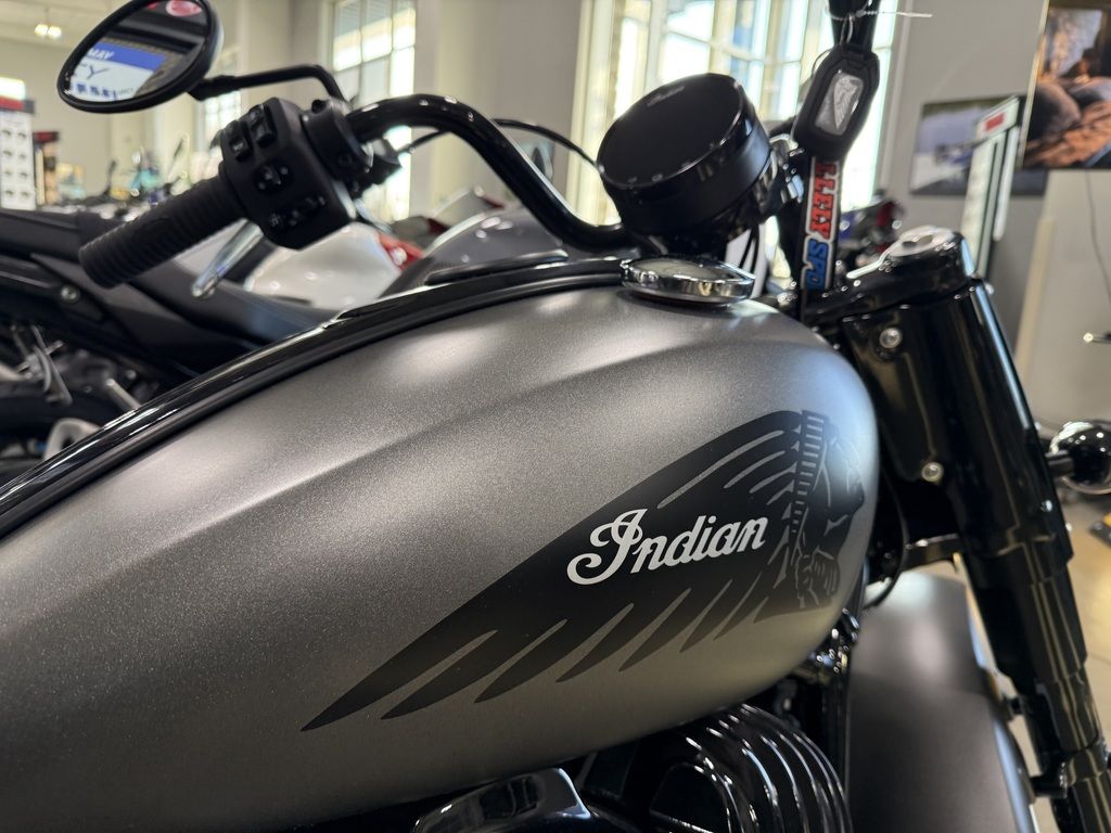 2022 Indian Motorcycle® Chief® Bobber ABS Black Metallic - Image 3