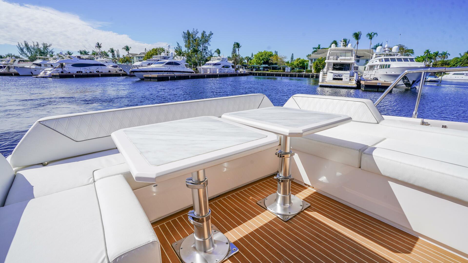 2019 Rio Yachts Colorado 56 - Image 10
