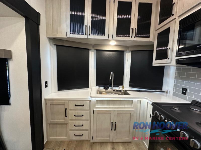 2026 PALOMINO 403LFT - Image 35