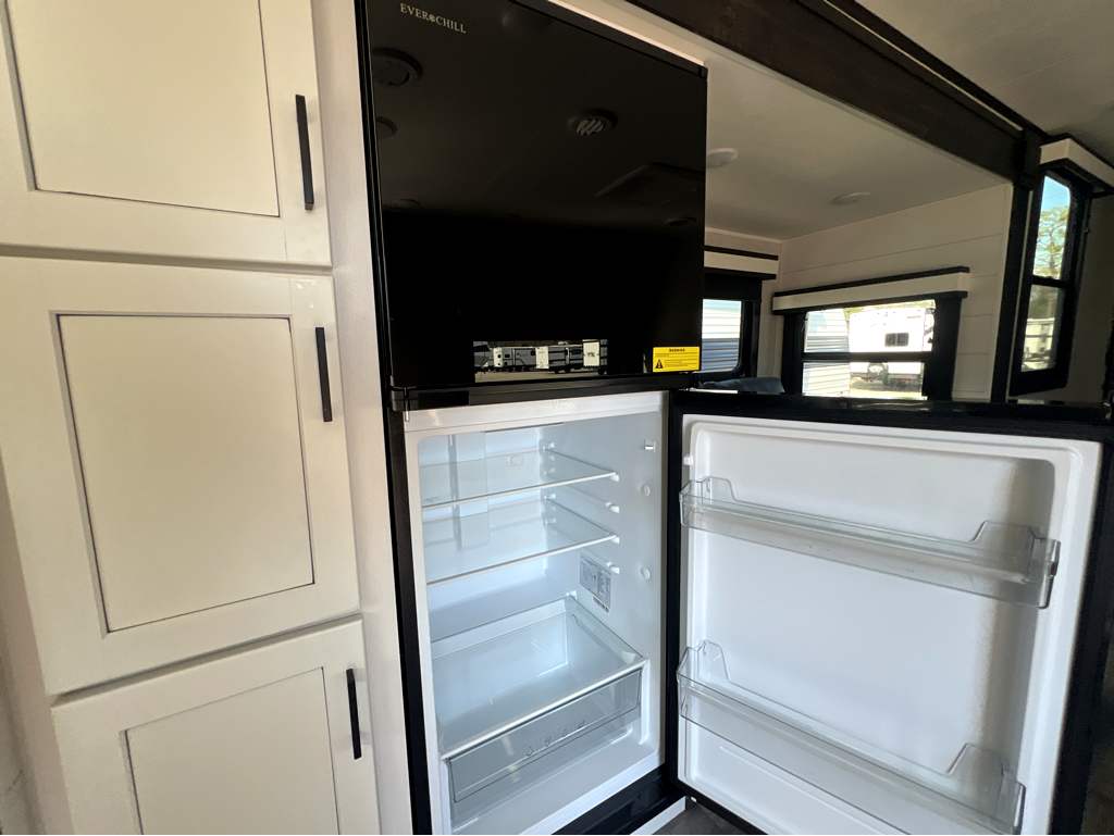 2024 JAYCO JAY FEATHER 23RK - Image 13