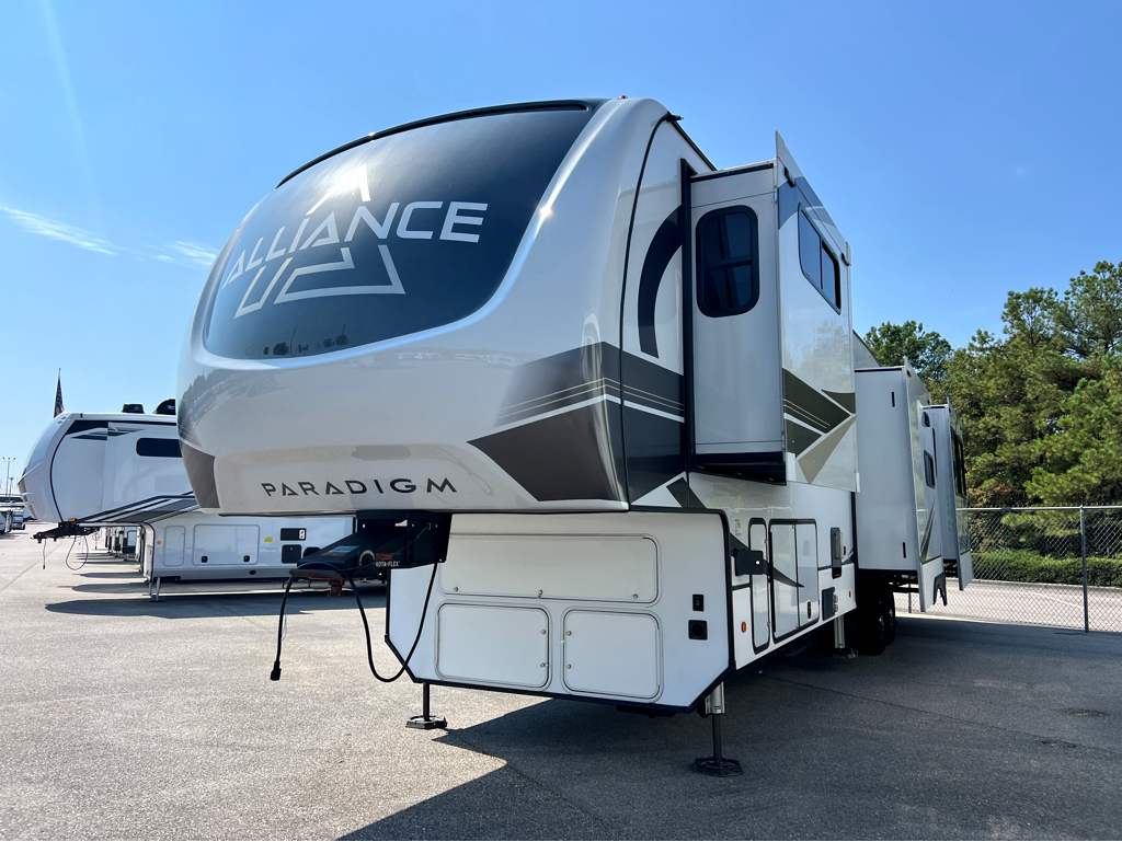 2024 Alliance RV PARADIGM 375RD - Image 2