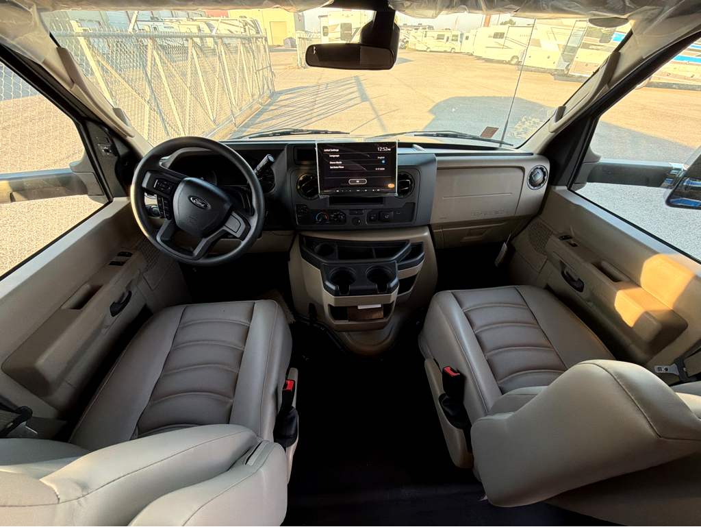 2027 ENTEGRA COACH ODYSSEY 29V - Image 18
