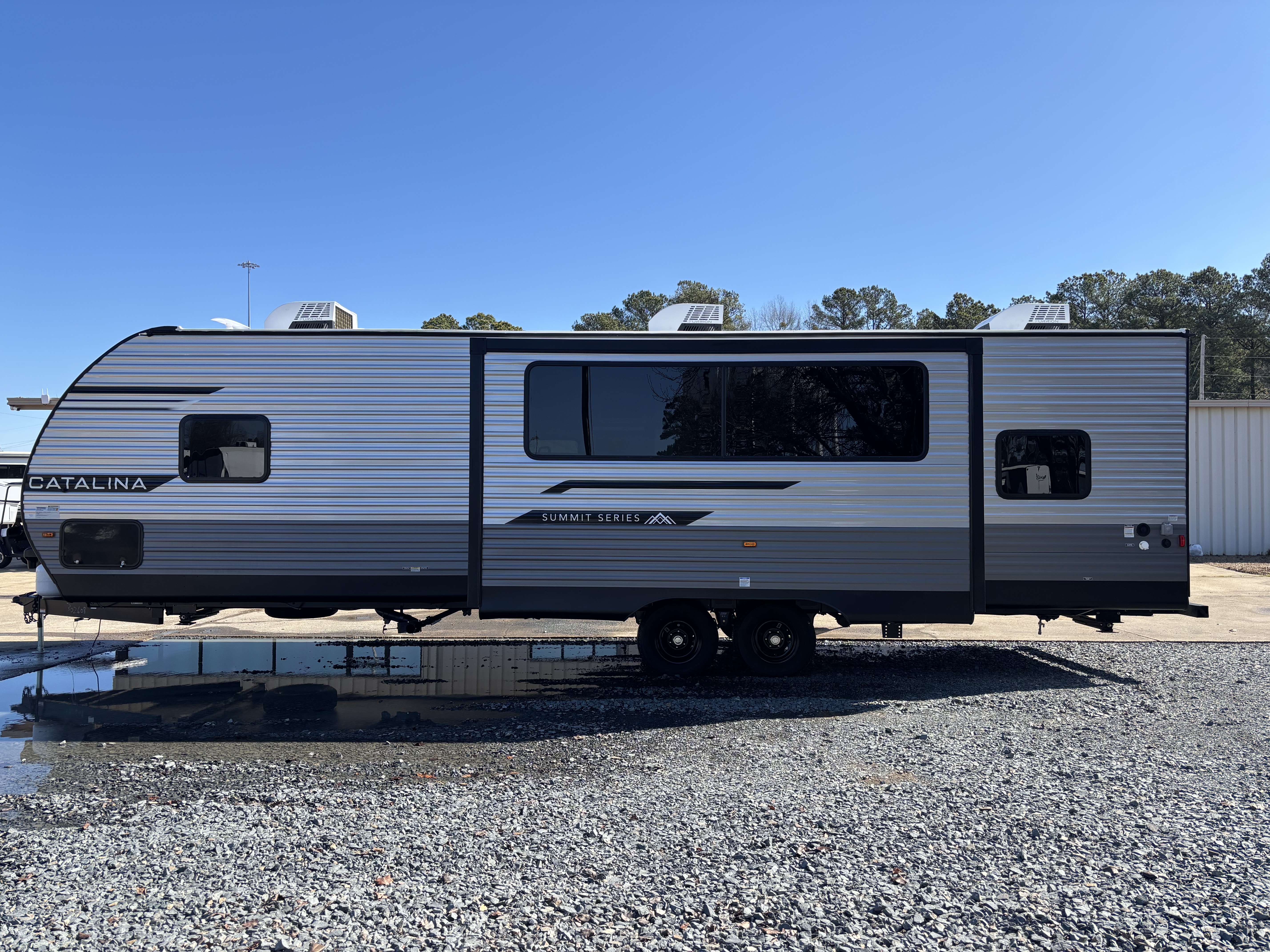 2026 Coachmen Catalina Summit Series 8 281QBUNK - Image 4