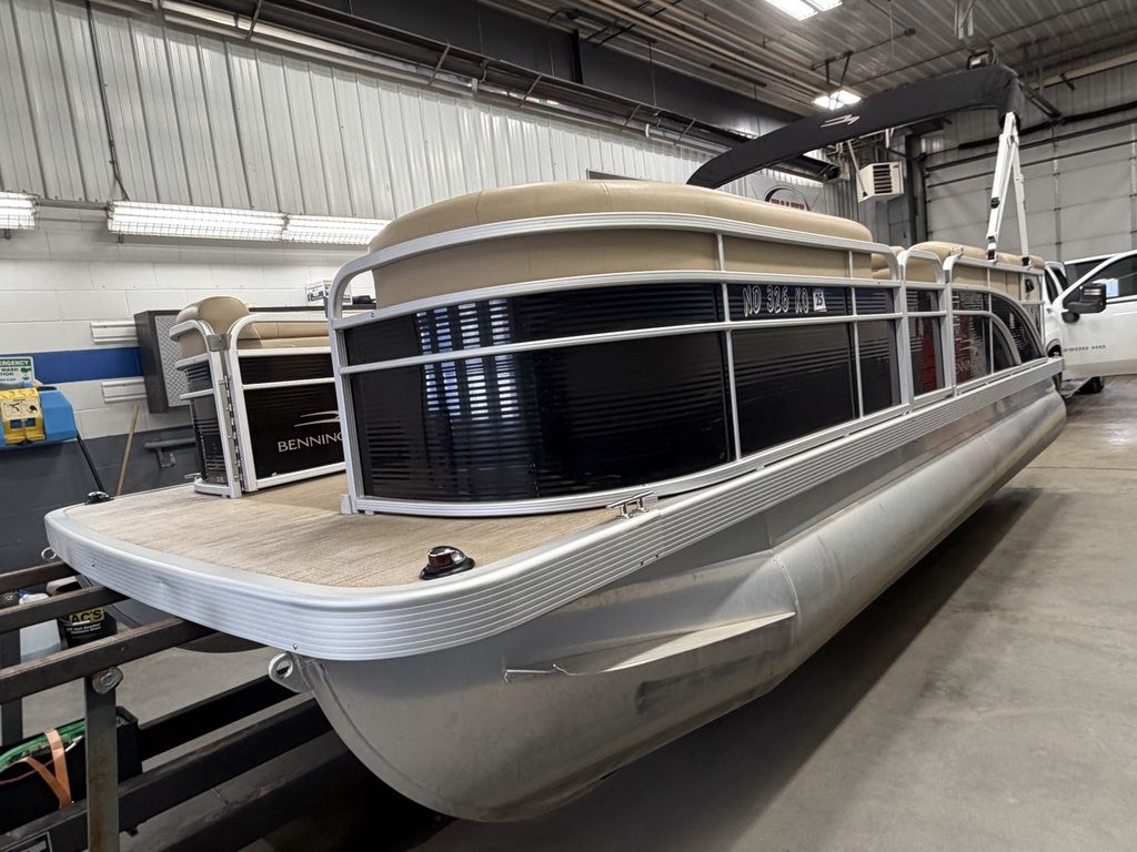 2018 Bennington 21SL - Image 2