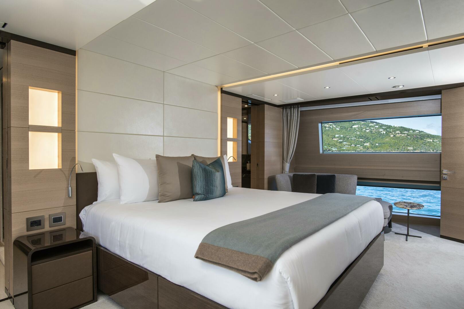 2018 Benetti Benetti Classic Supreme 132 - Image 17