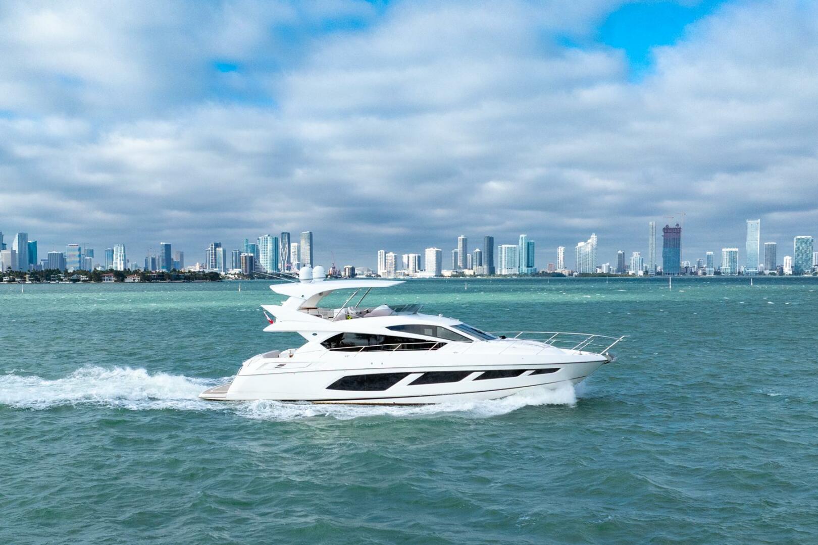2016 Sunseeker Manhattan 65 - Image 9