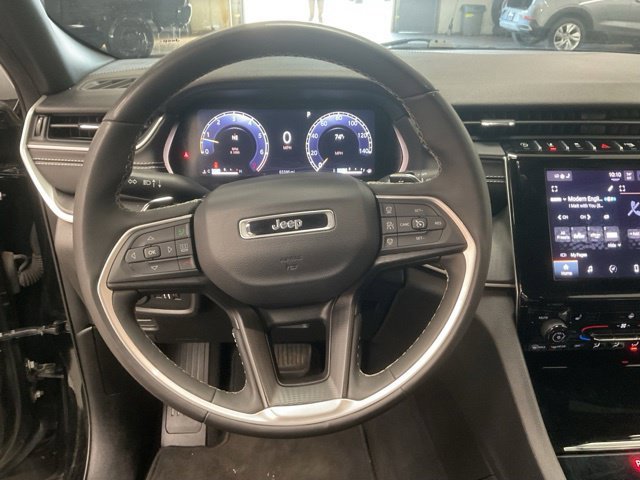2023 Jeep Grand Cherokee L Utility 4D Altitude 4WD - Image 19