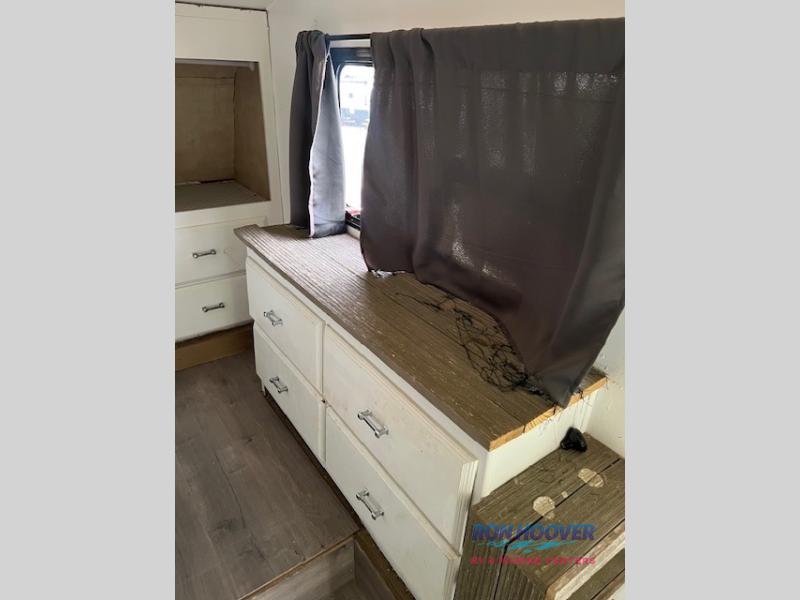 2011 KEYSTONE OUTBACK SYDNEY 328FRK - Image 17