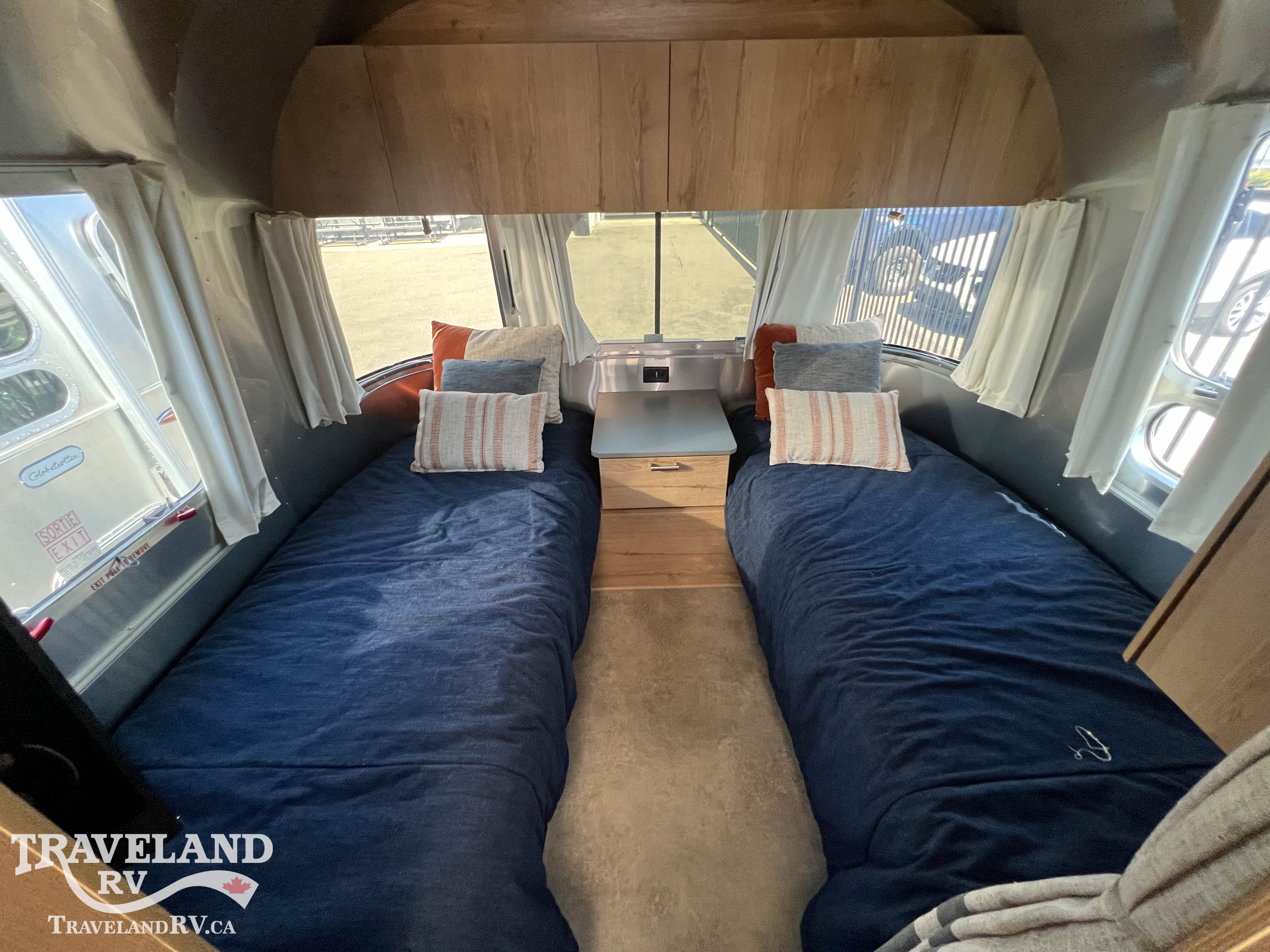 2025 Airstream Tradewind 25FBT - Image 22