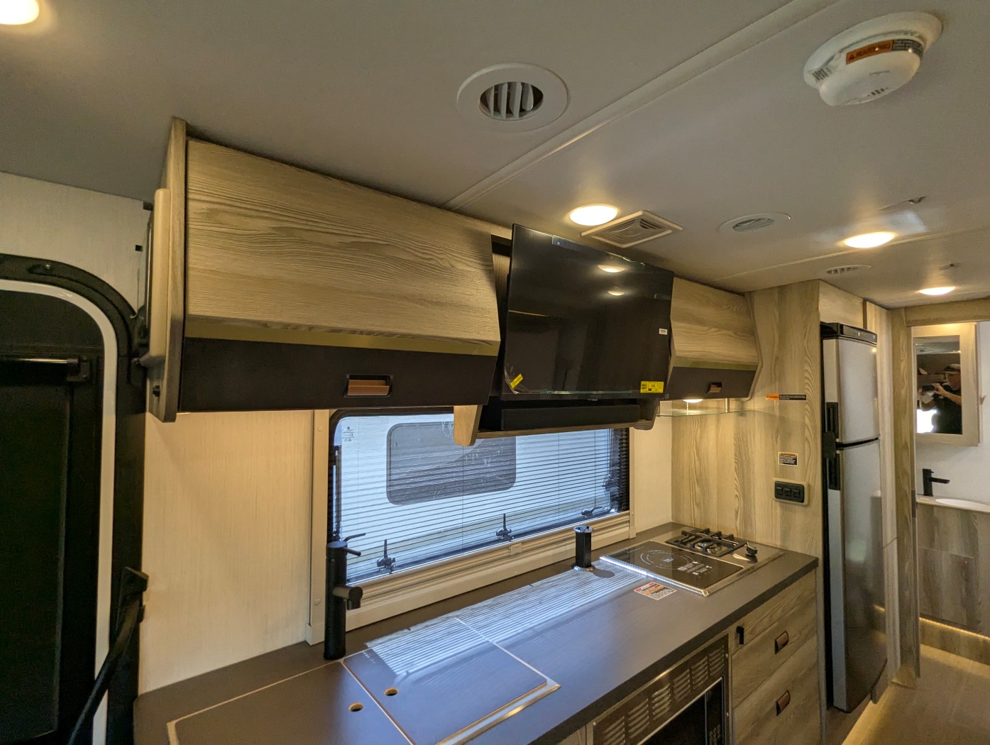 2027 Winnebago View 24D - Image 16