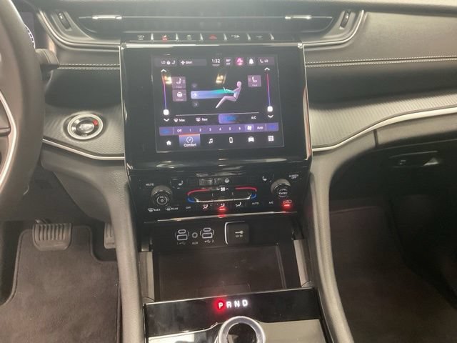 2025 Jeep Grand Cherokee Laredo X 4X4 - Image 20