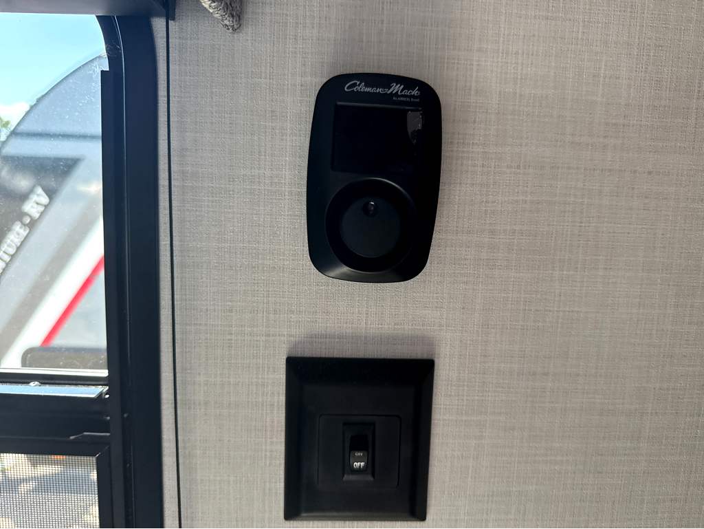2027 VENTURE RV SIENNA 281VQB - Image 13