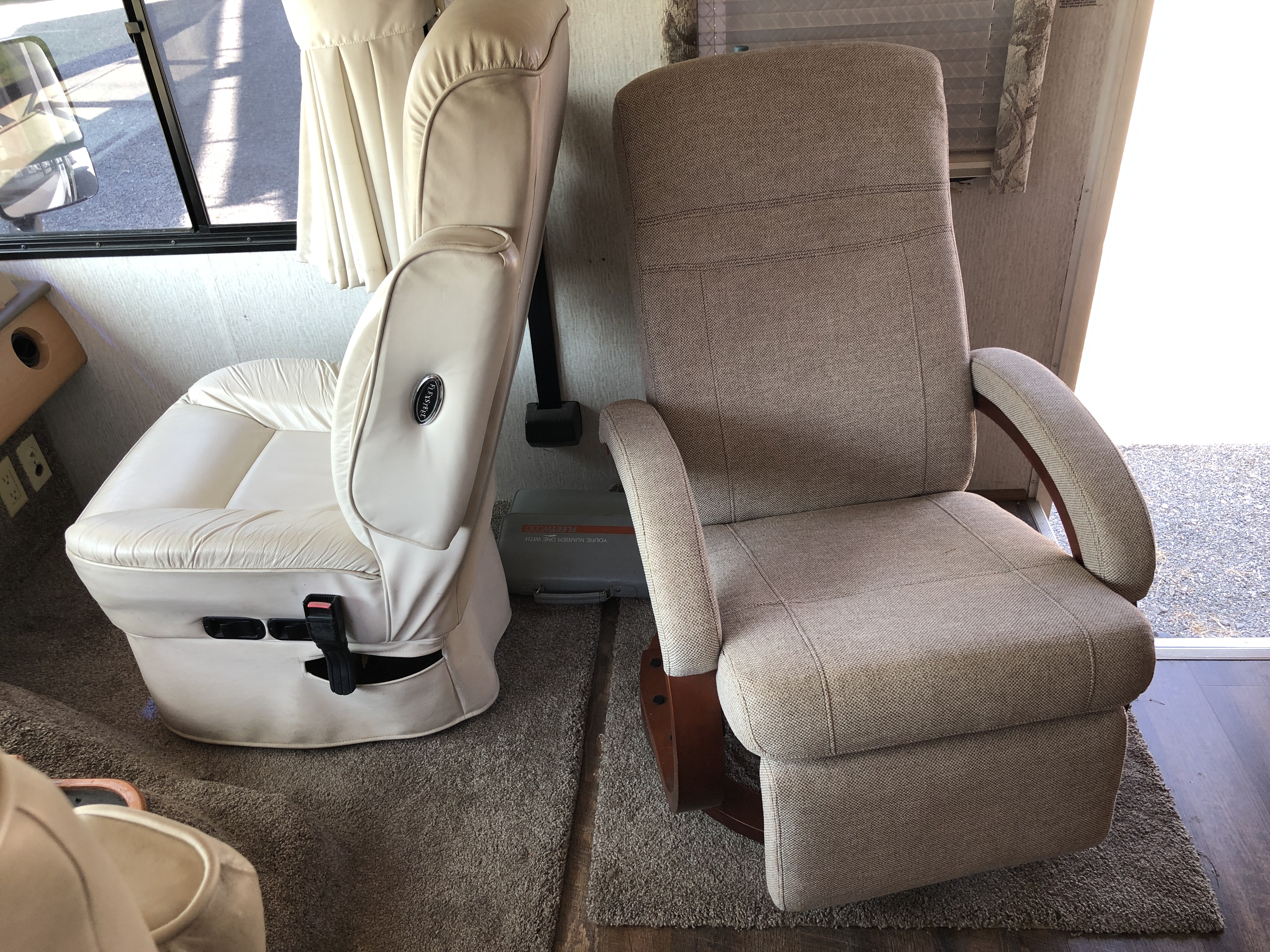 1999 FLEETWOOD SOUTHWIND 34N - Image 13
