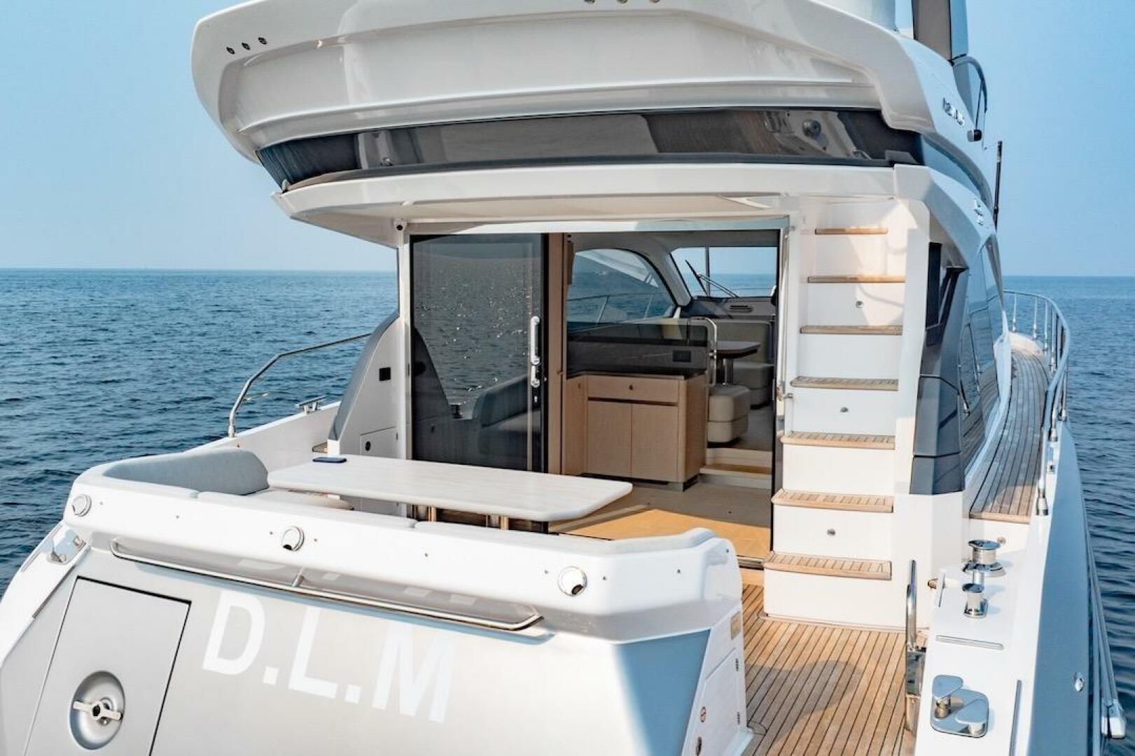 2023 Azimut Fly 53 - Image 11