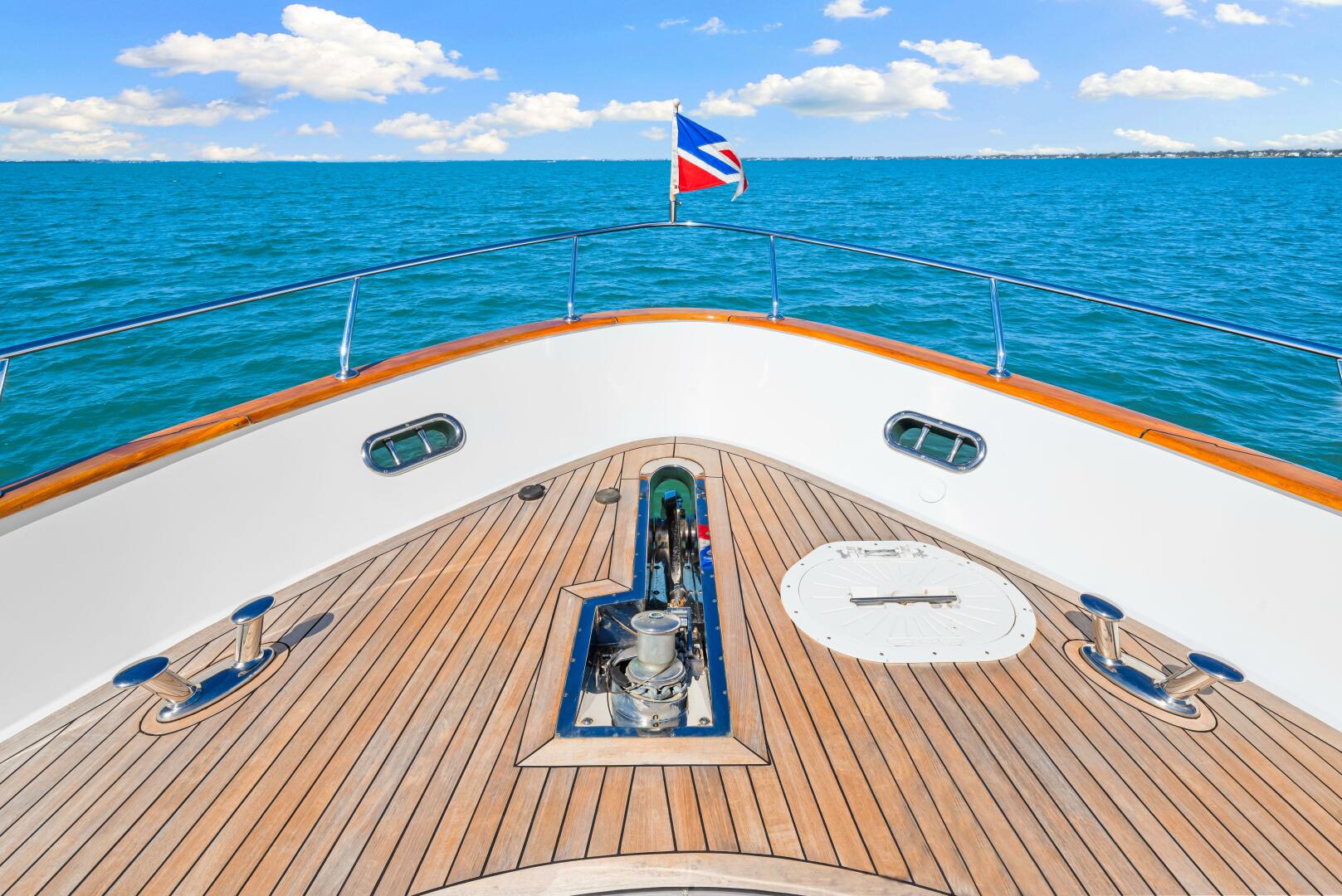 2010 Ocean Alexander 83 Motor Yacht - Image 55