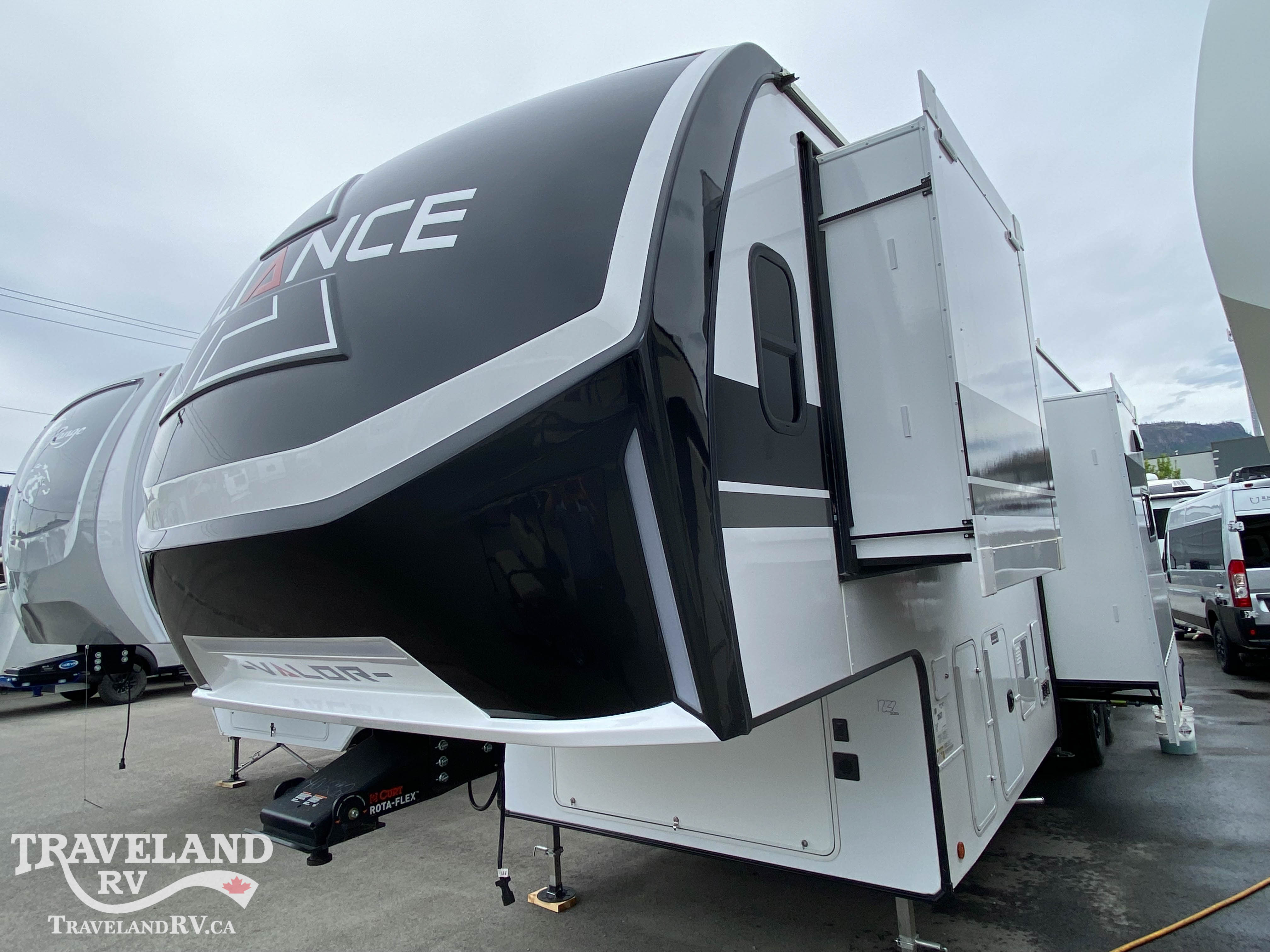 2026 Alliance RV Valor 32A10 - Image 3