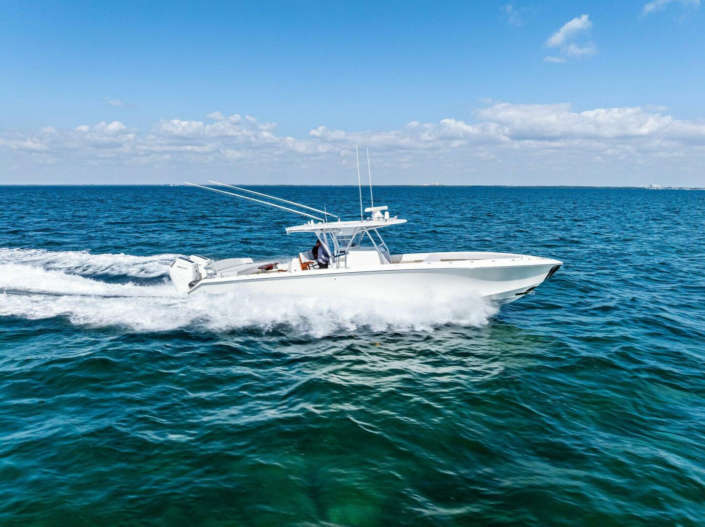 2015 Bahama 41 - Image 4