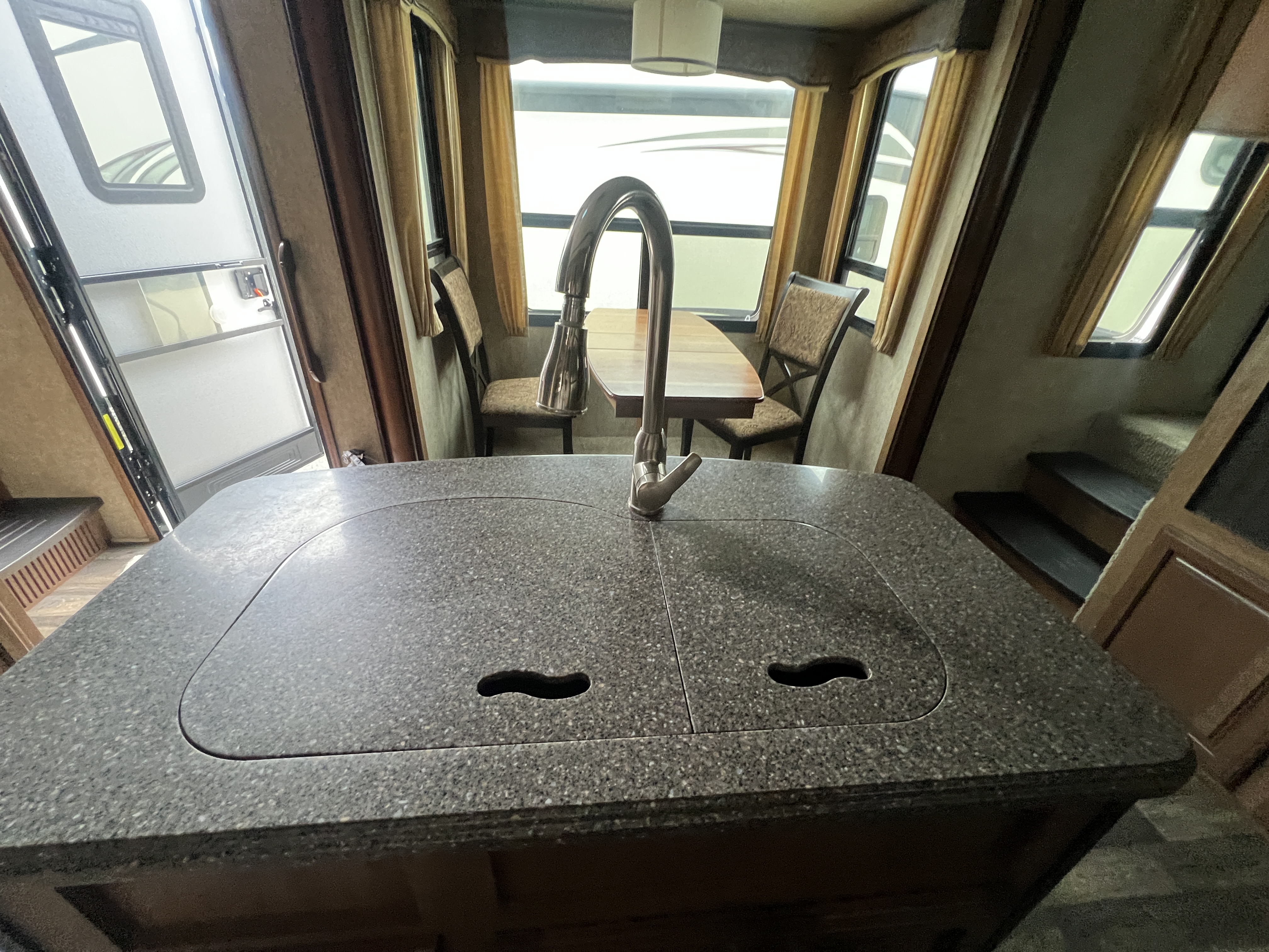 2017 Keystone Montana High Country 379RD - Image 16