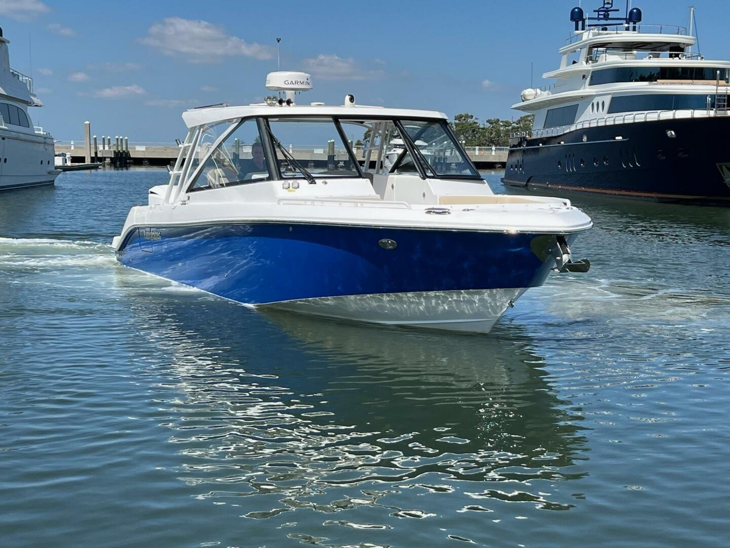 2019 Everglades 340 Dual Console - Image 31